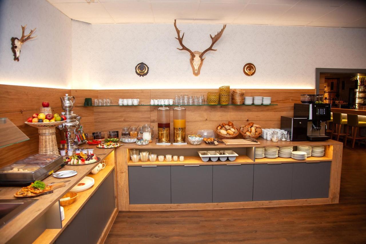 Seehotel Zum Loewen Strasen Luaran gambar