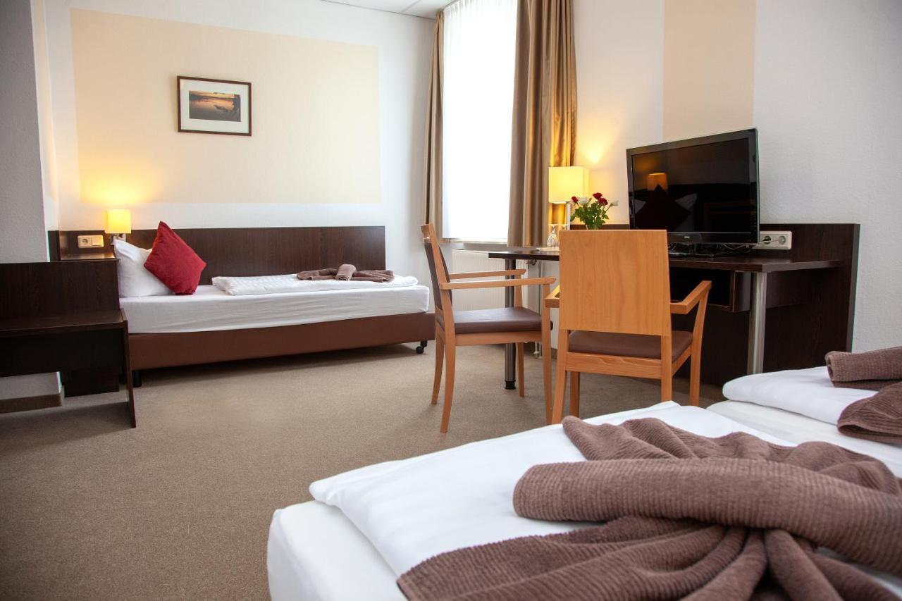Seehotel Zum Loewen Strasen Luaran gambar