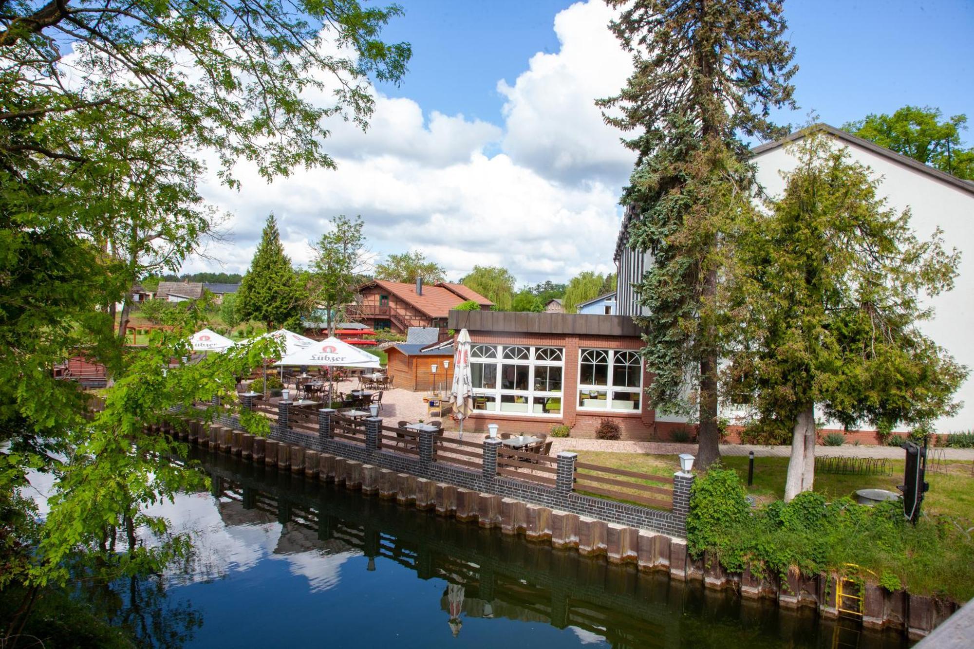 Seehotel Zum Loewen Strasen Luaran gambar